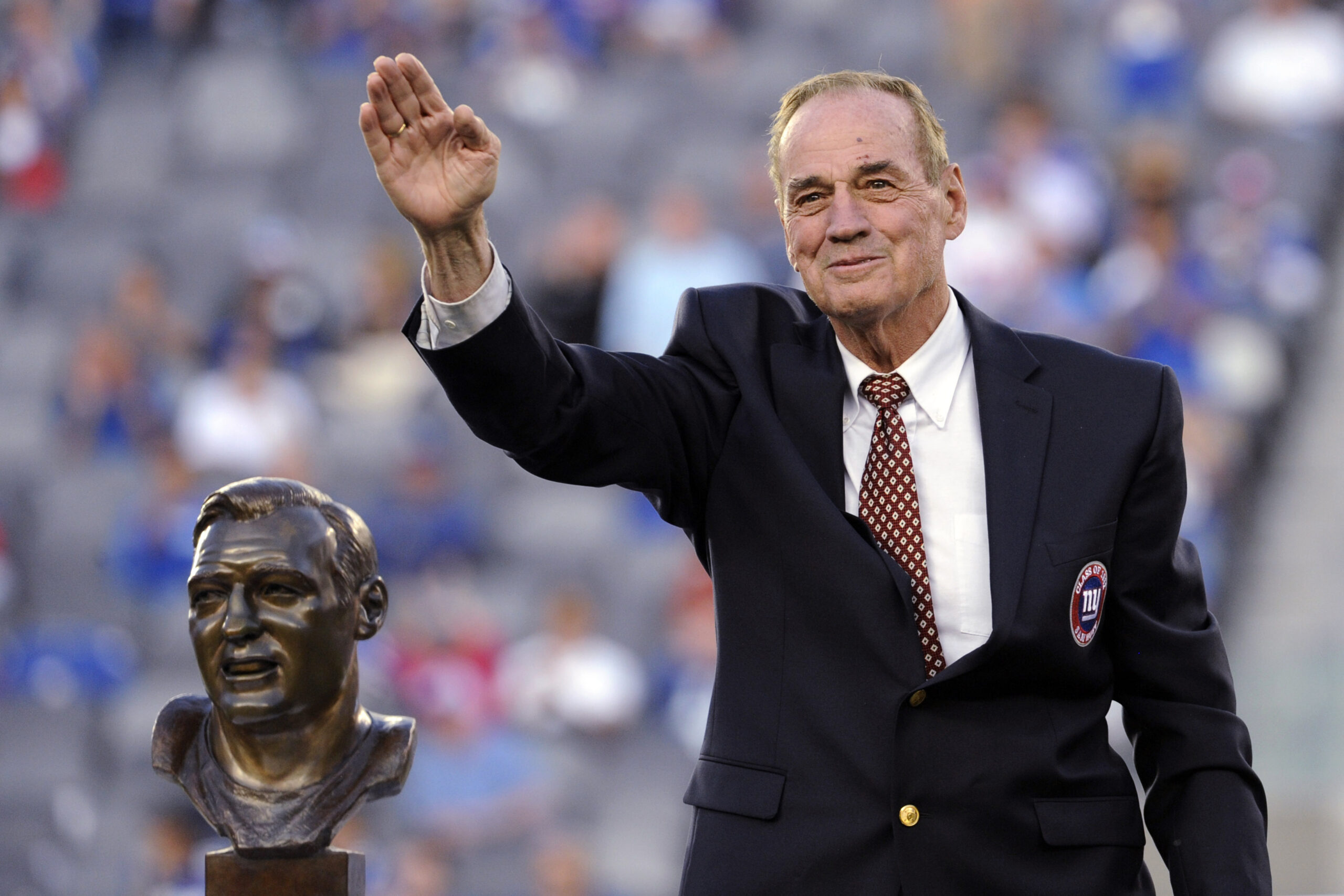 Hard-hitting Hall-of-Fame linebacker, WVU alum Sam Huff dies at 87